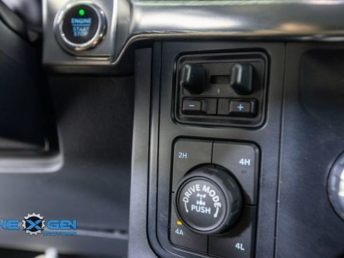 Used 2022 Ford F150 Lariat AWD/4WD image 25