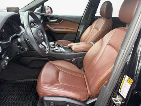 Used 2018 Audi Q7 3.0T Prestige w/ Prestige Package image 9