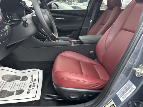 Used 2025 MAZDA MAZDA3 Carbon image 9