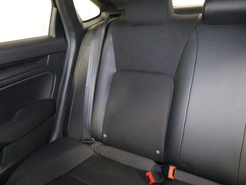 Used 2023 Honda Civic Sport image 12