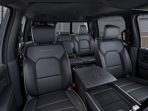 New 2026 RAM 1500 Laramie AWD/4WD image 17