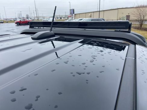 Certified 2024 GMC Canyon AT4X image 14