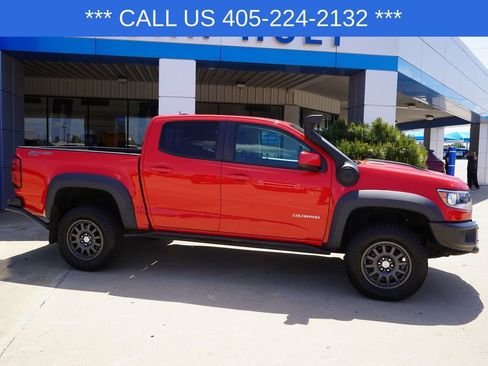 Used 2019 Chevrolet Colorado ZR2 w/ Colorado ZR2 Bison Edition AWD/4WD image 11