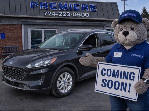 Used 2021 Ford Escape SE FWD image 1
