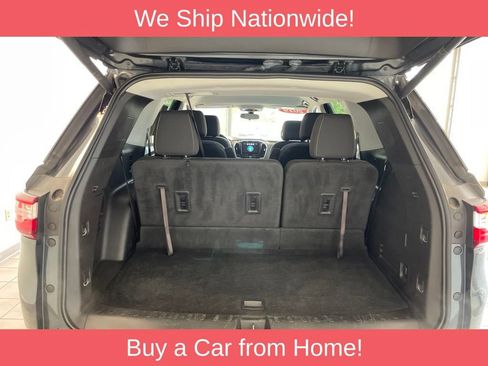 Used 2019 Chevrolet Traverse LT FWD image 14
