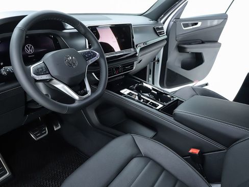 New 2026 Volkswagen Atlas Cross Sport SEL R-Line image 19