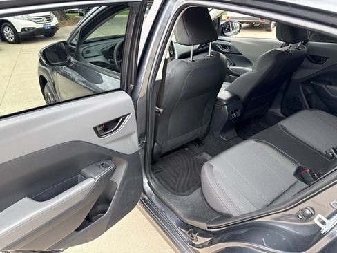 Used 2024 Subaru Crosstrek 2.0i Premium AWD/4WD image 14