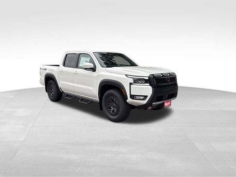 New 2026 Nissan Frontier PRO-4X w/ Pro-4x Convenience Package image 7