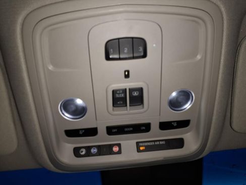 Used 2016 Cadillac XTS Luxury w/ Driver Awareness Package image 24