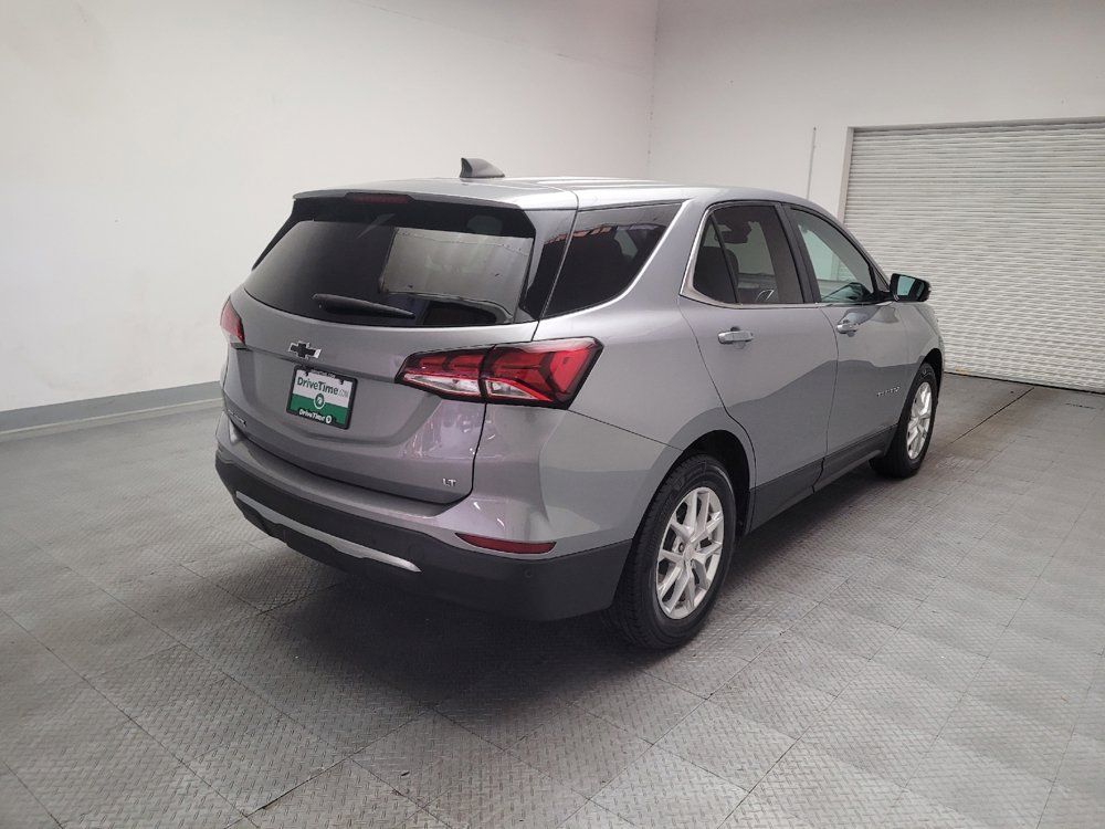 Used 2023 Chevrolet Equinox LT FWD image 9