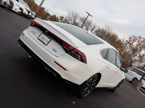 Certified 2025 Honda Accord Touring image 7