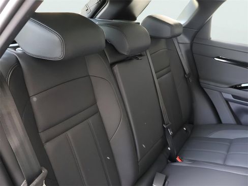 New 2026 Land Rover Range Rover Evoque Dynamic SE image 25