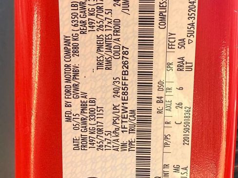 Used 2015 Ford F150 XLT image 29