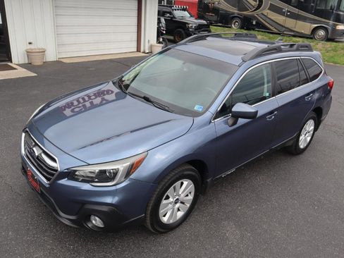 Used 2018 Subaru Outback 2.5i Premium image 22
