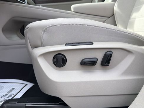 New 2026 Volkswagen Atlas SEL image 25