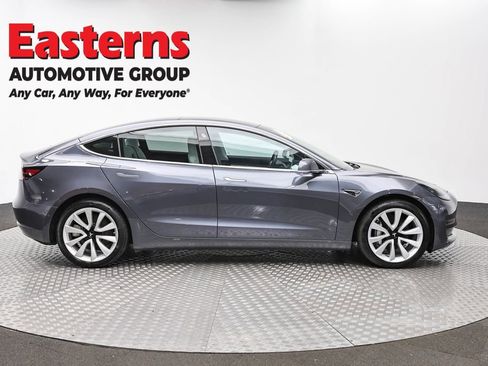 Used 2018 Tesla Model 3 Long Range AWD/4WD image 4