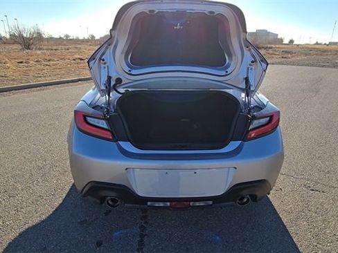 Used 2024 Toyota GR86 Premium image 23