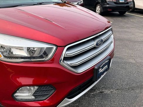 Used 2017 Ford Escape SE w/ SE Cold Weather Package FWD image 34