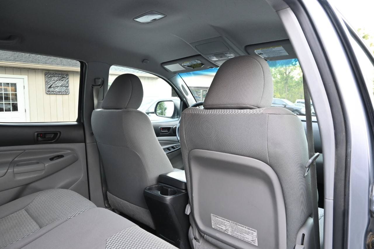 Used 2014 Toyota Tacoma 4x4 Double Cab w/ Convenience Package image 22