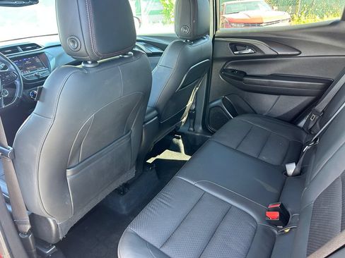 Used 2022 Chevrolet TrailBlazer RS FWD image 32