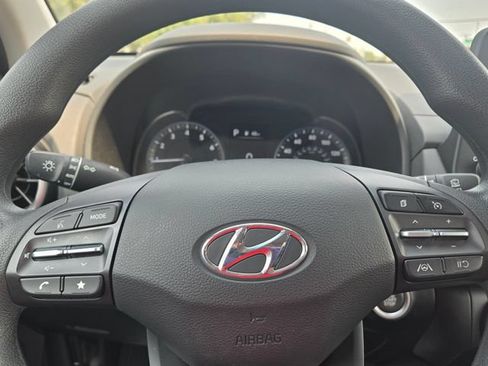Used 2023 Hyundai Kona SEL FWD image 16