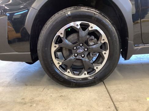 Certified 2023 Subaru Crosstrek 2.0i Premium AWD/4WD image 17