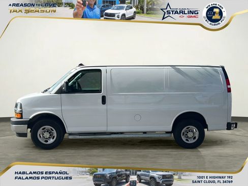 Used 2024 Chevrolet Express 2500 w/ Driver Convenience Package image 3