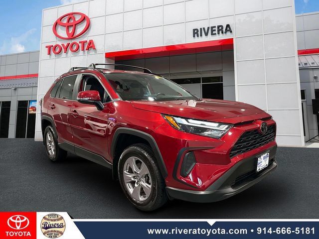 Used 2023 Toyota RAV4 XLE w/ Convenience Package AWD/4WD image 7