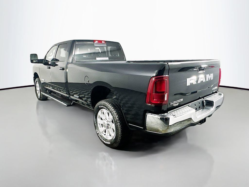 New 2026 RAM 2500 Laramie AWD/4WD image 5