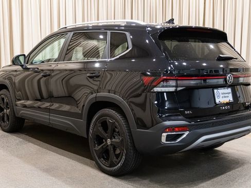 New 2026 Volkswagen Taos SEL AWD/4WD image 5