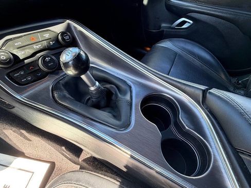 Used 2018 Dodge Challenger R/T Plus image 31