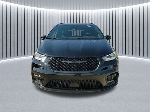 New 2026 Chrysler Pacifica Select w/ S Appearance Package image 21