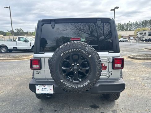 Used 2022 Jeep Wrangler Unlimited Sport image 6