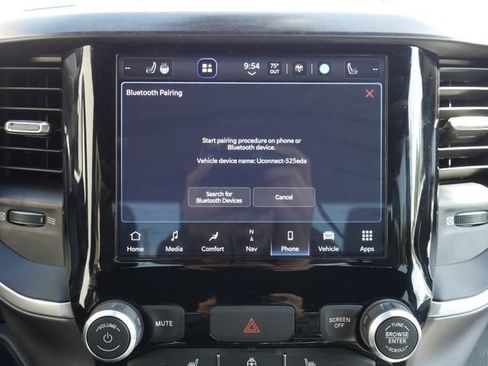 Used 2023 RAM 1500 Big Horn AWD/4WD image 4