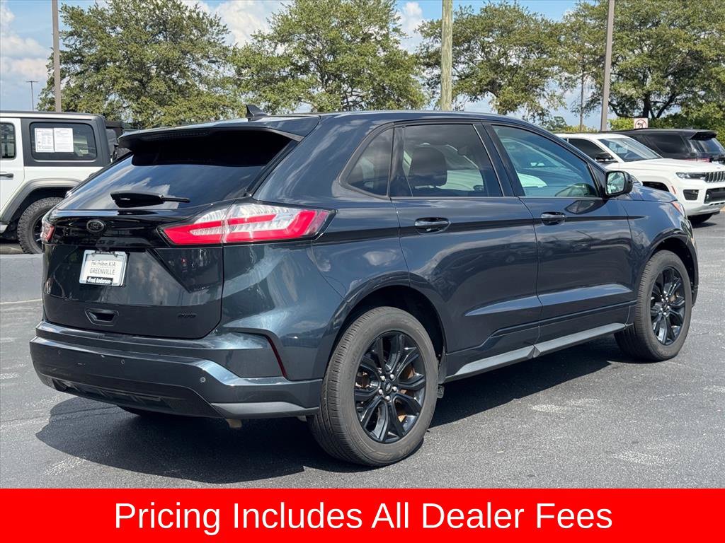 Used 2024 Ford Edge SE w/ Black Appearance Package AWD/4WD image 3