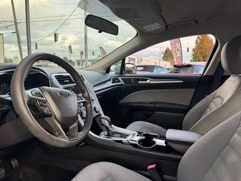 Used 2015 Ford Fusion S image 14