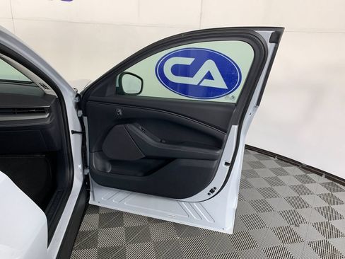 Used 2022 Ford Mustang Mach-E Select w/ Comfort/Technology Package RWD image 39