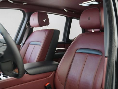Certified 2020 Rolls-Royce Cullinan AWD/4WD image 9