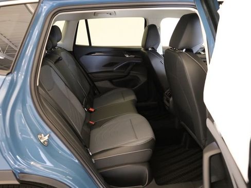 New 2026 Volkswagen Tiguan SE AWD/4WD image 30