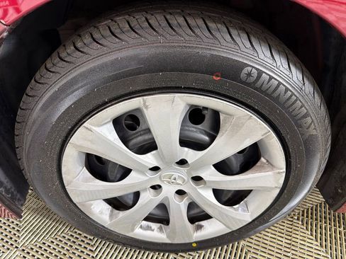Used 2022 Toyota Corolla LE FWD image 11