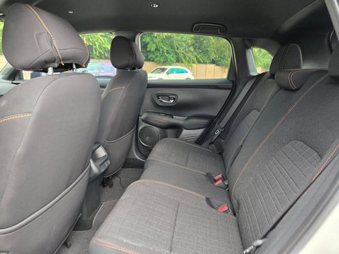 Used 2025 Honda HR-V Sport image 14