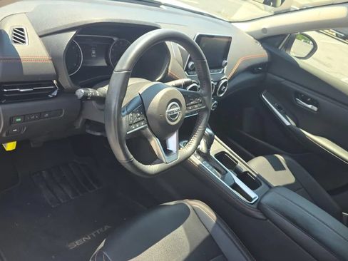 Used 2023 Nissan Sentra SR w/ SR Premium Package FWD image 6