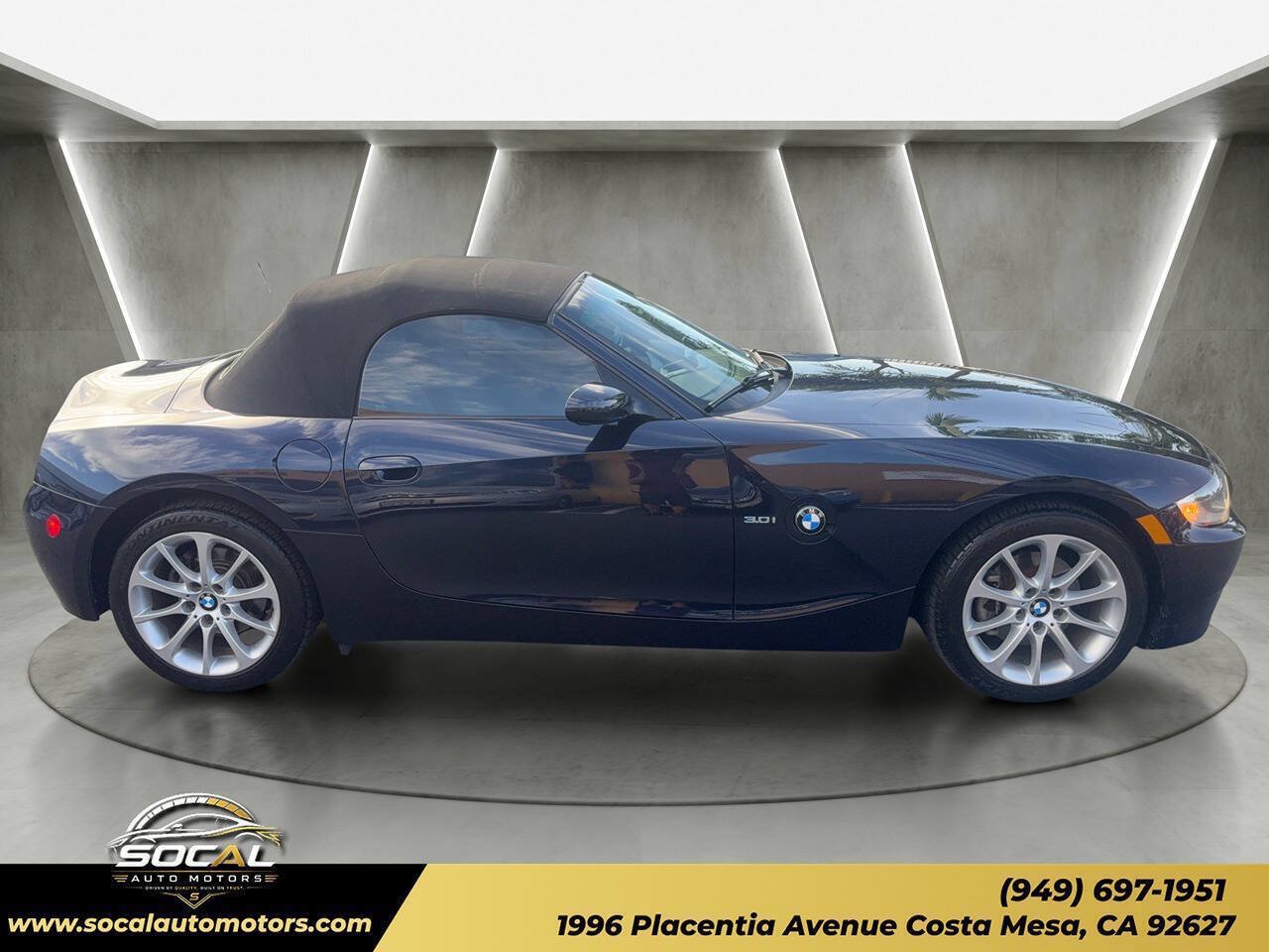 Used 2006 BMW Z4 3.0i RWD image 18