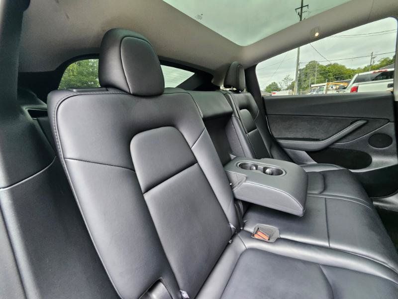 Used 2025 Tesla Model Y Long Range AWD/4WD image 67
