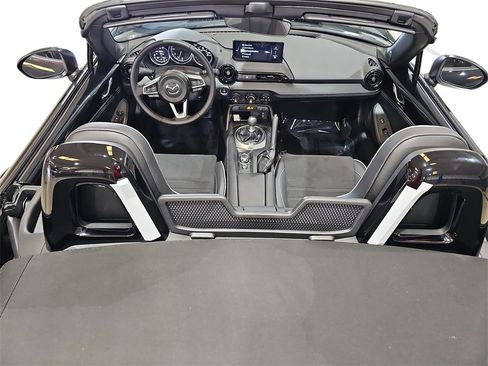 New 2025 MAZDA MX-5 Miata Club w/ Brembo/BBS Recaro Package image 9