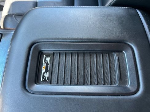 Used 2017 Chevrolet Tahoe Premier AWD/4WD image 38