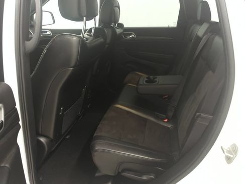 Used 2021 Jeep Grand Cherokee Laredo X AWD/4WD image 12