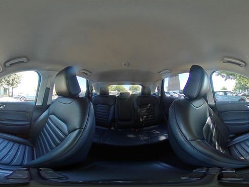 Used 2024 Ford Edge SEL image 42