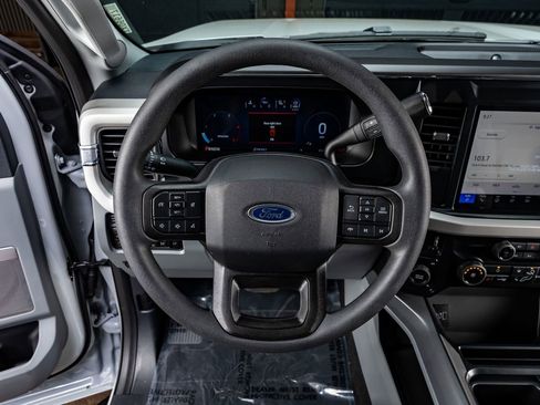 Used 2026 Ford F250 XLT w/ XLT Premium Package image 19