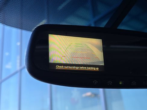 Used 2011 Subaru Outback 2.5i Limited w/ PWR Moonroof Pkg image 18